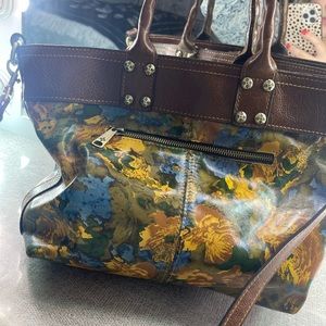 Patricia Nash beautiful floral bag with crossbody strap
